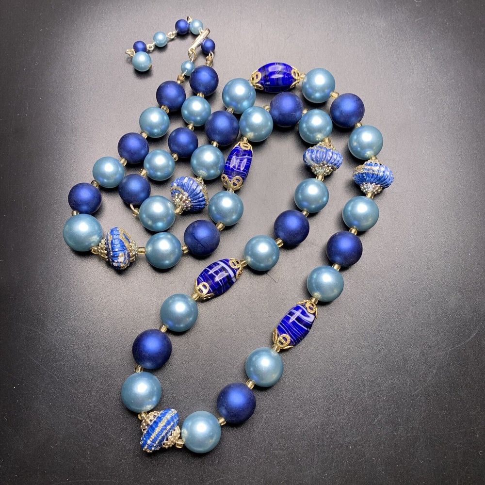 Shades Of Blue Beaded Necklace Art Glass Faux Pearl Gold Tone Chunky Vintage